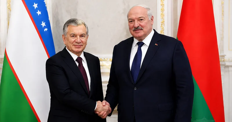 Отбасымен келіңіздер : Лукашенко өзбекстандықтарға күтпеген ұсыныс жасады