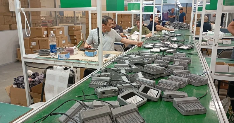 Көше шамдарын шығаратын кәсіпорын