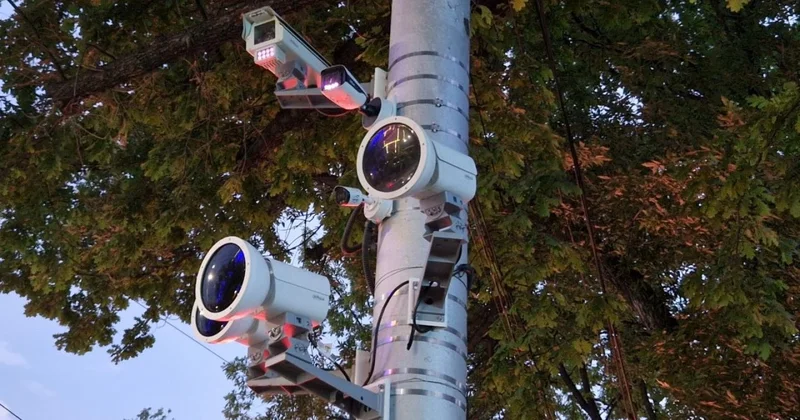 Камеры Сергек начнут автоматически ловить нарушителей на самокатах в Алматы