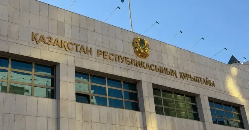 Как изменится работа депутатов с появлением Курултая? Утверждён регламент