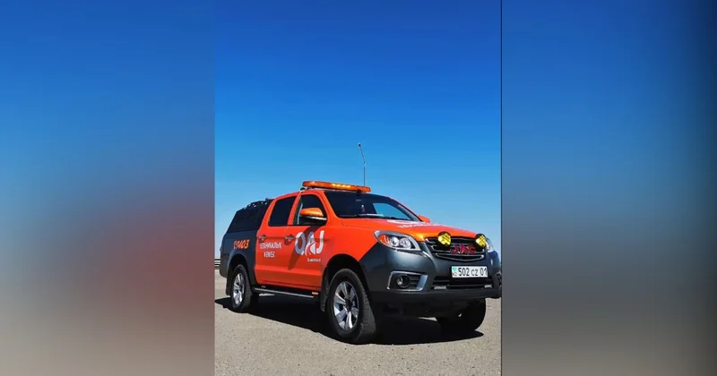На двух популярных трассах Казахстана начали дежурить пикапы помощи (ВИДЕО)