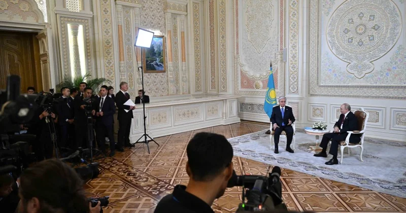 Токаев провел встречу с Путиным в Душанбе
