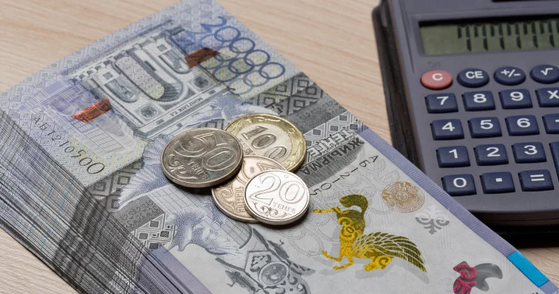 700 мыңнан 2,8 миллионға дейін. Қазақстанда ең жоғары жалақы кімдерде?