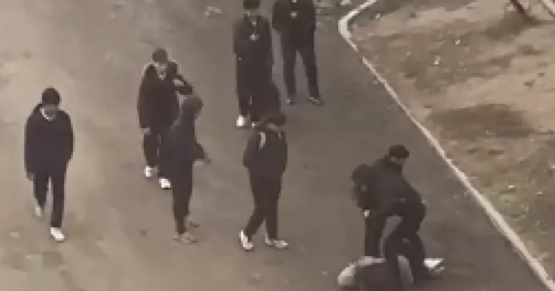 Драку школьников сняли на видео в Астане