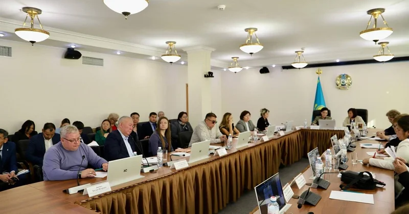 Власти и НПО: деловой разговор