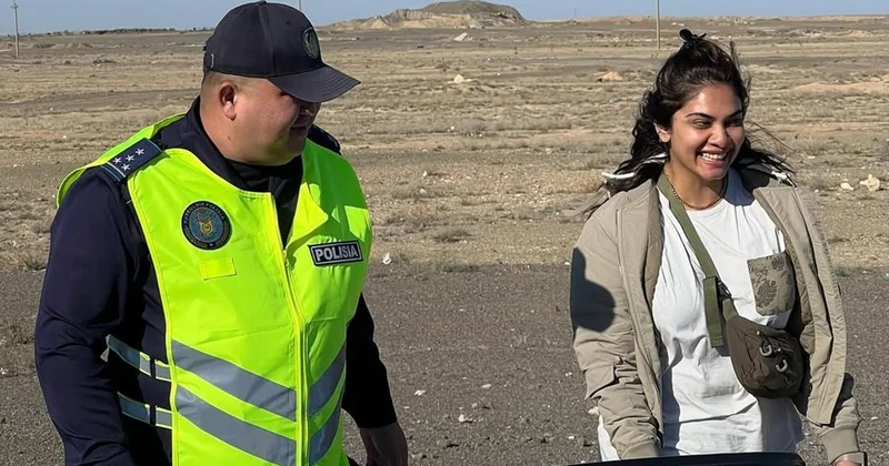 Туристкам из Малайзии понадобилась помощь по дороге в урочище Бозжыра