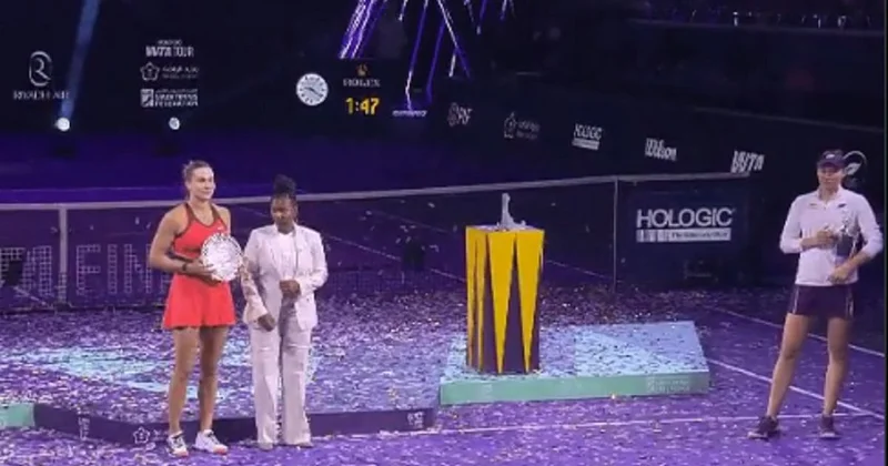 Чемпионка из США раскритиковала Рыбакину за поведение на награждении турнира WTA