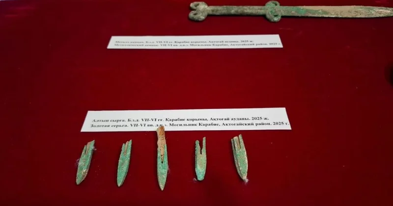 Карагандинские археологи нашли нетронутое погребение сакского воина