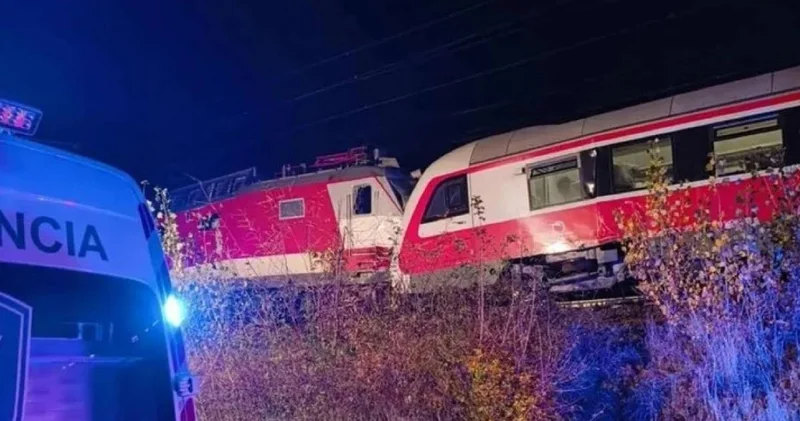 Словакияда екі пойыз соқтығысты