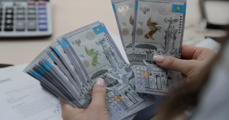 В Казахстане хотят ужесточить контроль за нотариальными сделкам