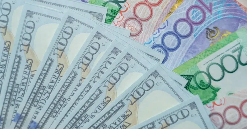 Тенге удержит позиции до декабря, но через год может ослабнуть до 554 за доллар мнение экспертов