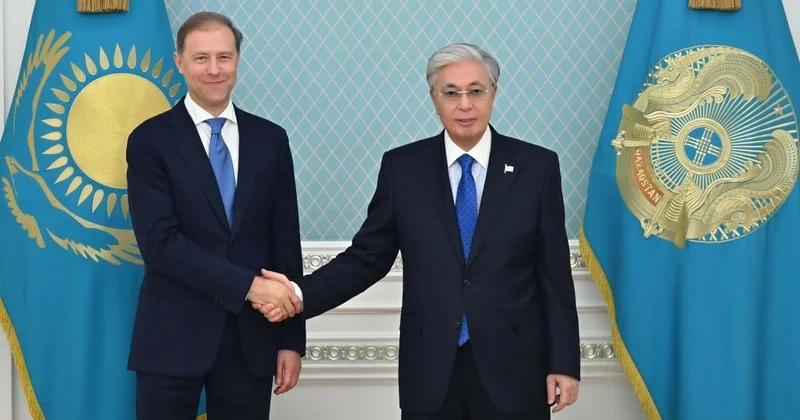 Токаев обсудил визит в Москву с первым зампредом правительства России