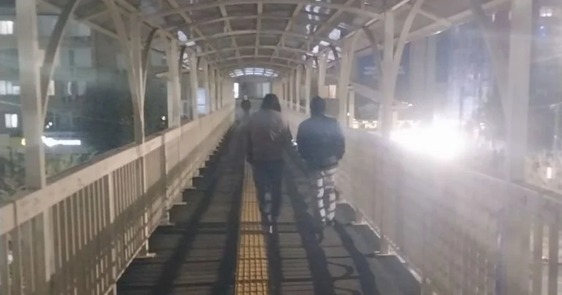 Атырауда жаяу жүргіншілер өткелі қауіпті орынға айналды