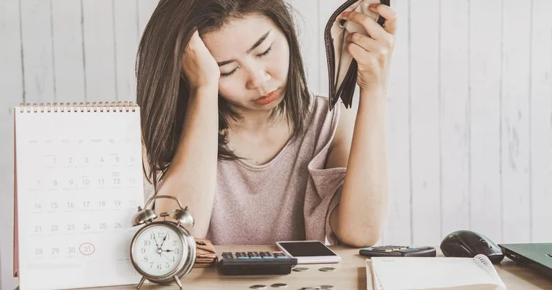 Что делать, если казахстанцам не возвращают долги, объяснили эксперты