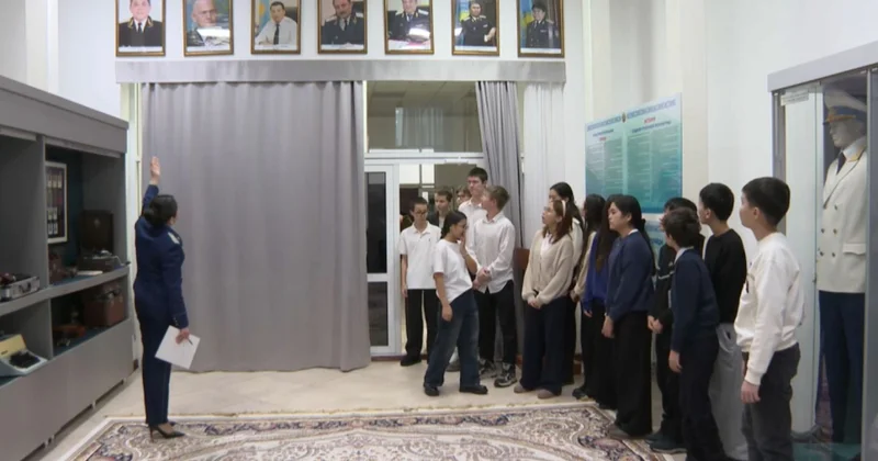 Астаналық оқушылар прокуратура қызметімен танысты