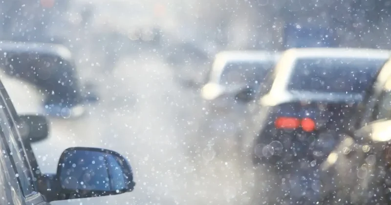 Около 450 грузовиков застряли из за непогоды на трассах в Жамбылской области