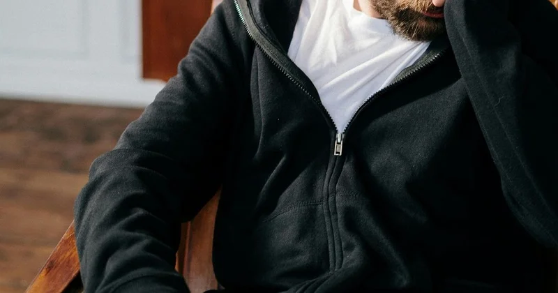 Семейчанин отказался работать и теперь не сможет выходить из дома после десяти вечера