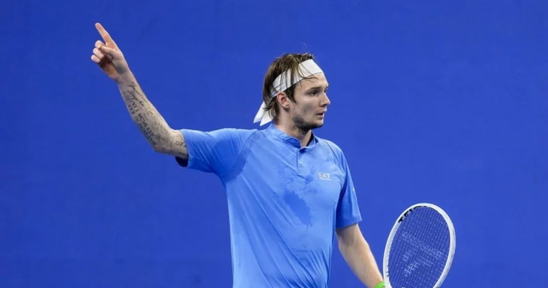 Александр Бублик Гонконгтегі ATP 250 турнирінде жеңіске жетіп, әлемдік рейтингте ТОП 10 қатарына енді