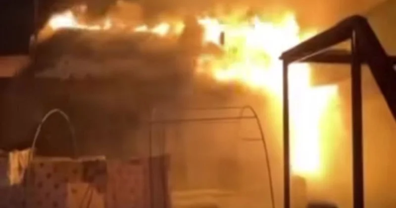 Уцелела одна комната : взрыв прогремел при пожаре в частном секторе Семея (видео)