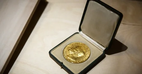 Нобелевский комитет не разрешил передачу премии мира президенту США