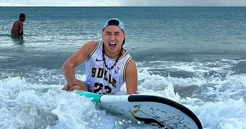 Блогер Қайсар Қамзаға Қазақстанда іздеу жарияланды