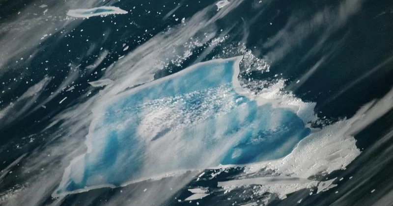 Ғарыштан анық көрінетін ең ірі айсбергтердің бірі A 23A ның түсі неге өзгерді