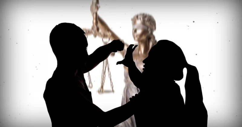 Бил палкой и таскал за волосы: в Aктобе вынесли приговор домашнему тирану