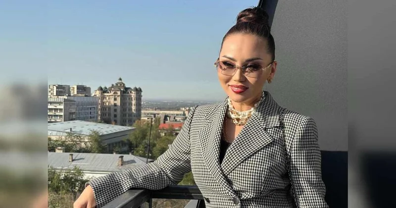 Баян Алагузова села на шпагат и восхитила фанатов