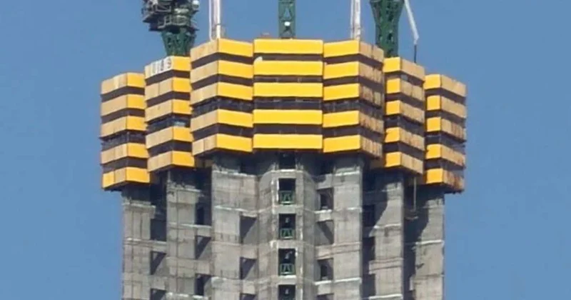 Jeddah Tower в Саудовской Аравии достигла высоты 90 го этажа