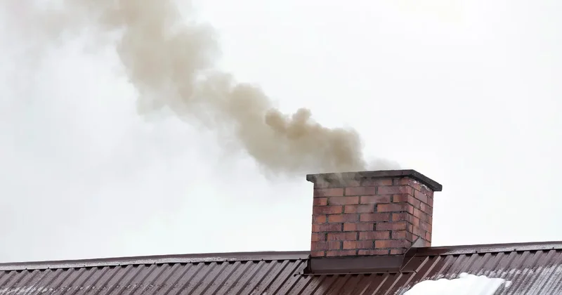 Около 73% частных домов в Астане до сих пор отапливаются печами на твёрдом топливе ДЧС