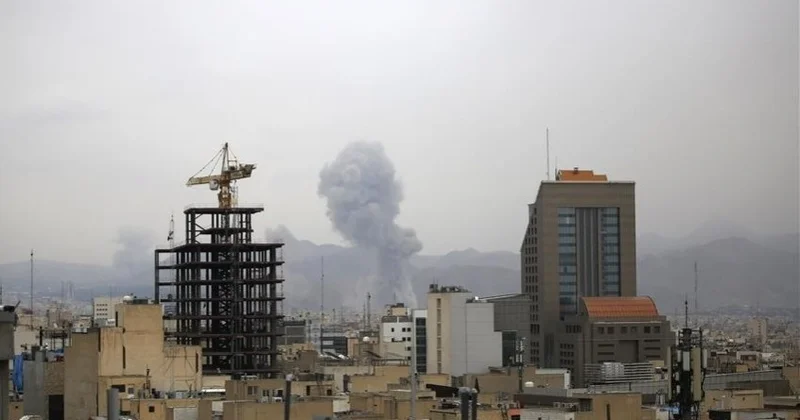 АҚШ пен Израиль Тегеранға шабуыл бастағалы 460 адам қаза тапты