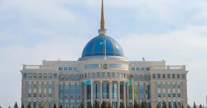 Президент Иран аумағынан БАӘ ні зымырандармен шабуылдау әрекеттерін айыптады