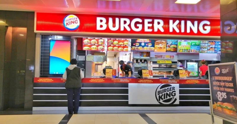 Burger King қызметкерлерінің құқықтары бұзылған Еңбек министрлігі