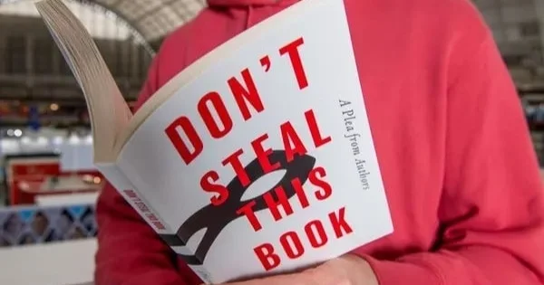 10 000 британдық жазушы мәтінсіз кітап шығарды