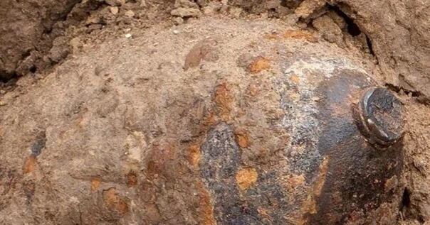 Дрезденде көне бомба табылып, 18 мың адам эвакуацияланатын болды