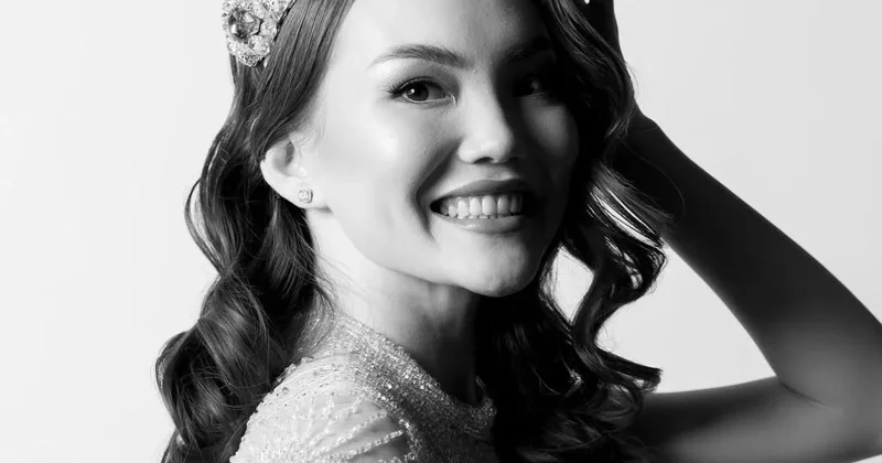 С подиума в цех: как Мисс Актау совмещает рекламные съемки и работу на заводе