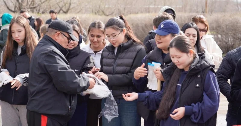 Студенттер сенбілікке белсене қатысты: елордада экологиялық акция өтті