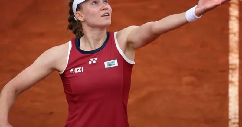 Елена Рыбакина снова борется за титул в Риме: теннисистка вышла в 1/8 финала
