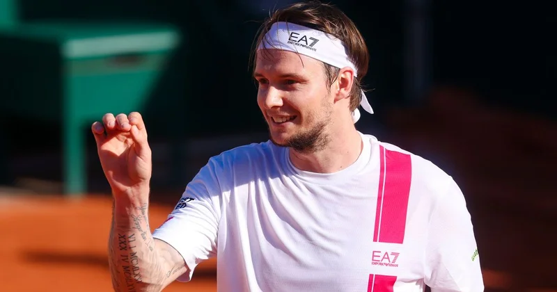 Александр Бублик с победы стартовал на турнире ATP 250 Германии