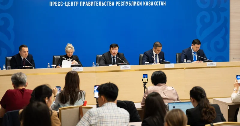 Үш жылда бюджет саласындағы 1,2 млн азаматтың жалақысы өсті