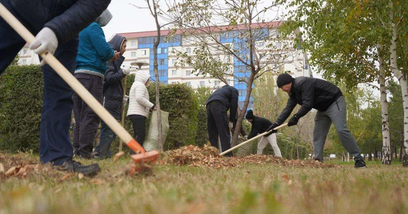 Сотрудники Генпрокуратуры приняли участие в общегородском субботнике