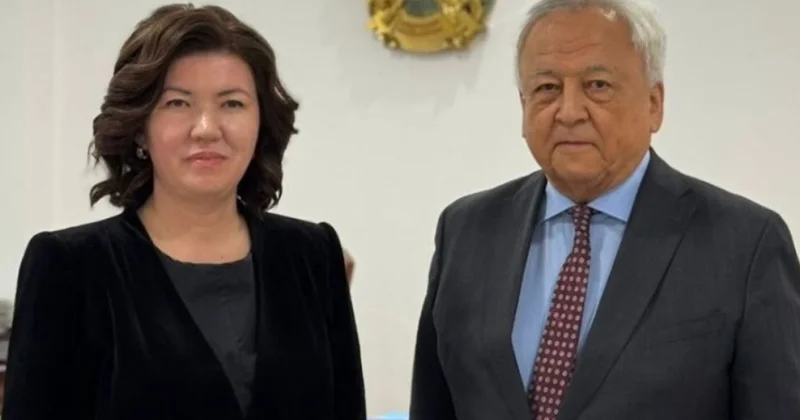 Оқу ағарту министрі Жазушылар одағы басшысымен кездесті