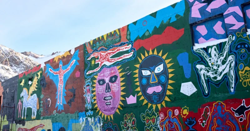 Шымбұлақ шыңында БҰҰ ның 80 жылдығына арналған мурал салынды