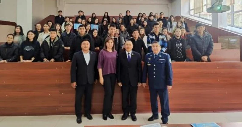 Құқықтық сауаттың қағидаттары қаралды