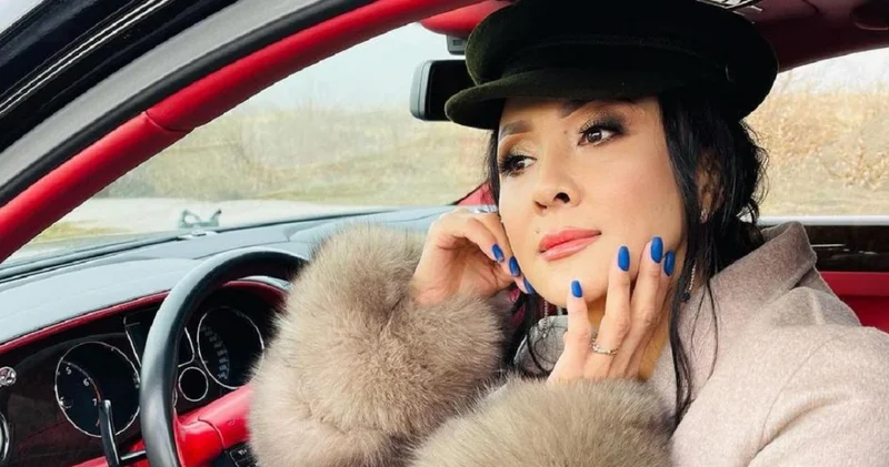 Меруерт Түсіпбаева қытай тілінде ән шырқап, жұртты таңғалдырды (видео)