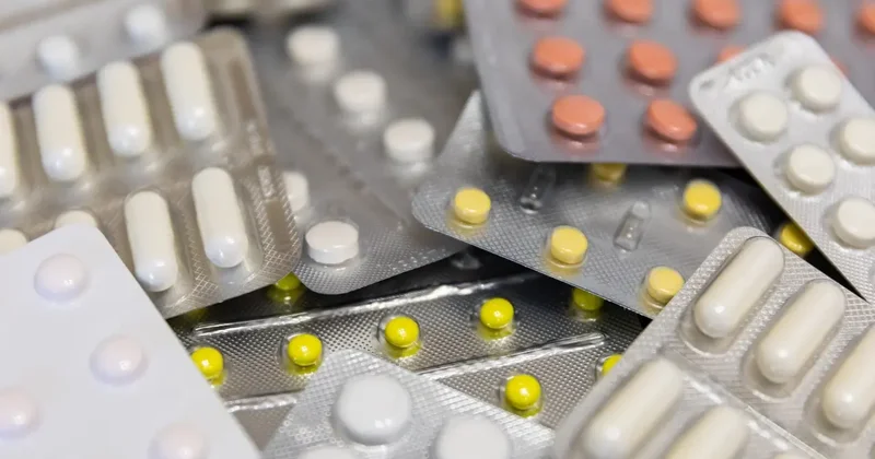 Казахстанцы жалуются на нехватку лекарств. Правда ли есть дефицит, спросил Бектенов вице министра