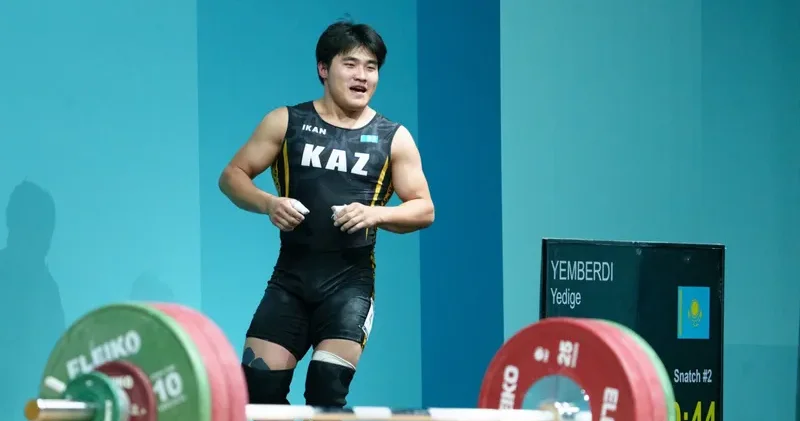 Едіге Емберді ауыр атлетикадан Ислам ынтымақтастығы ойындарында тағы екі медаль жеңіп алды