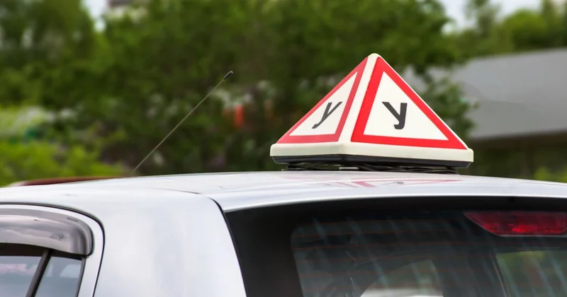 Привлекался каждый пятый: грубейшие нарушения выявили в автошколах СКО