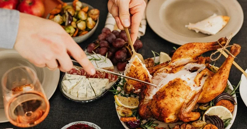 Поход в гости обошелся казахстанке в миллион тенге