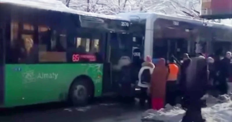 Алматыда автобус троллейбуспен соқытығысты: 11 желтоқсан 2025, 14:32 жаңалықтар